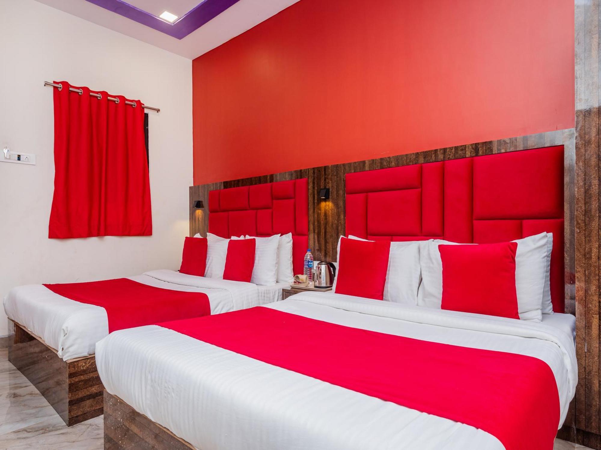 Hotel Priceless Suite Bombay Exhibition Centre Goregaon West Мумбаи Экстерьер фото
