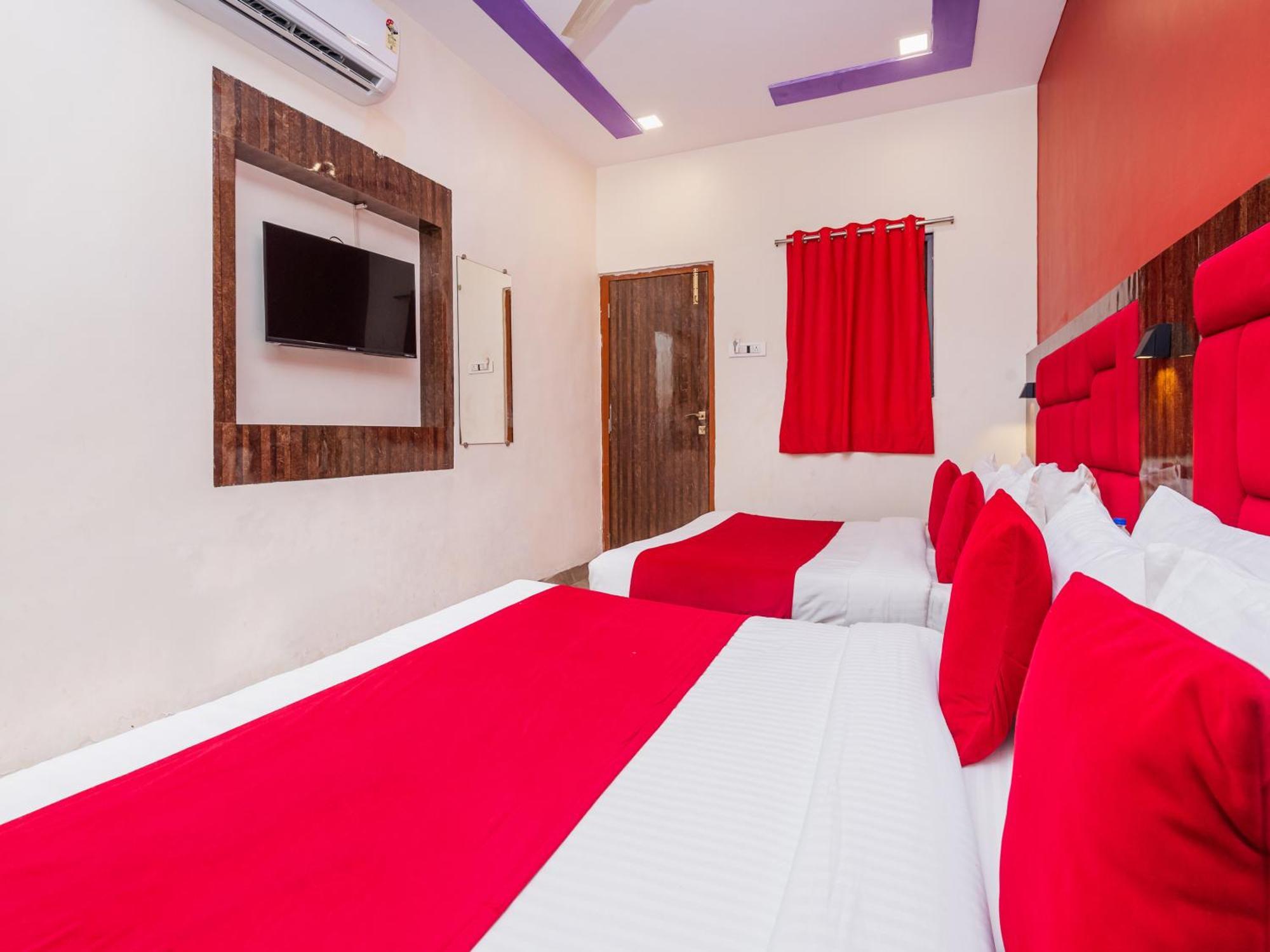 Hotel Priceless Suite Bombay Exhibition Centre Goregaon West Мумбаи Экстерьер фото