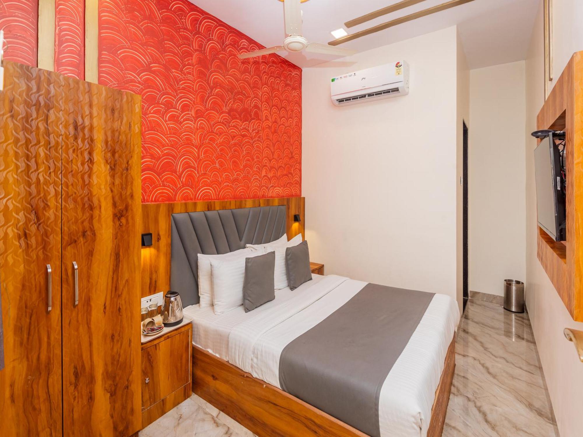 Hotel Priceless Suite Bombay Exhibition Centre Goregaon West Мумбаи Экстерьер фото