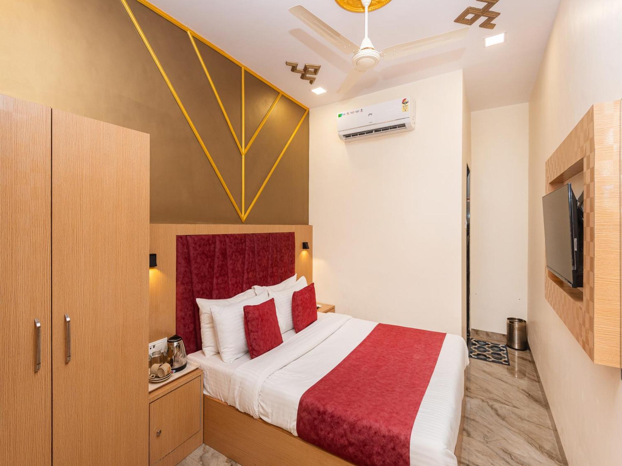 Hotel Priceless Suite Bombay Exhibition Centre Goregaon West Мумбаи Экстерьер фото